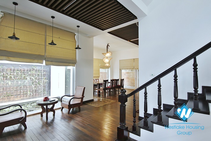 Modern and Elegant Lake view villa for rent in Tay Ho