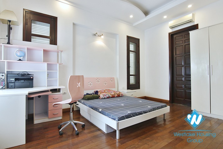 Modern and Elegant Lake view villa for rent in Tay Ho