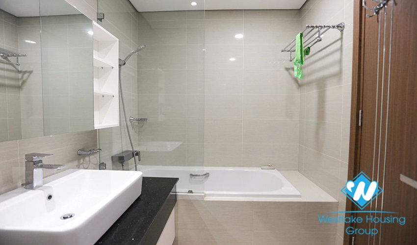 Nice 03 bedrooms apartment for rent in L Building Ciputra