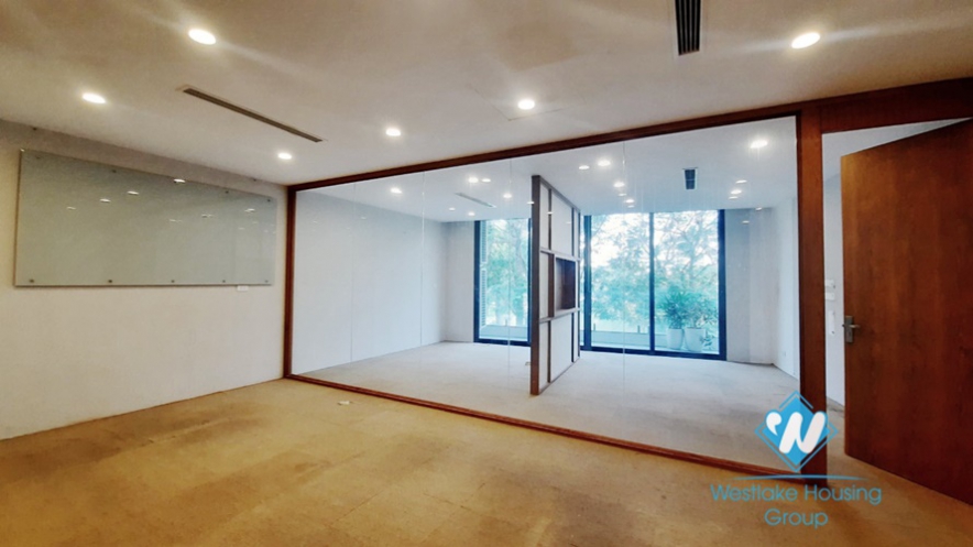 Lake view an office for rent in Truc Bach area