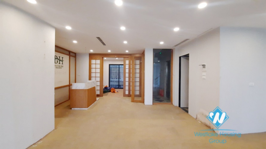 Lake view an office for rent in Truc Bach area