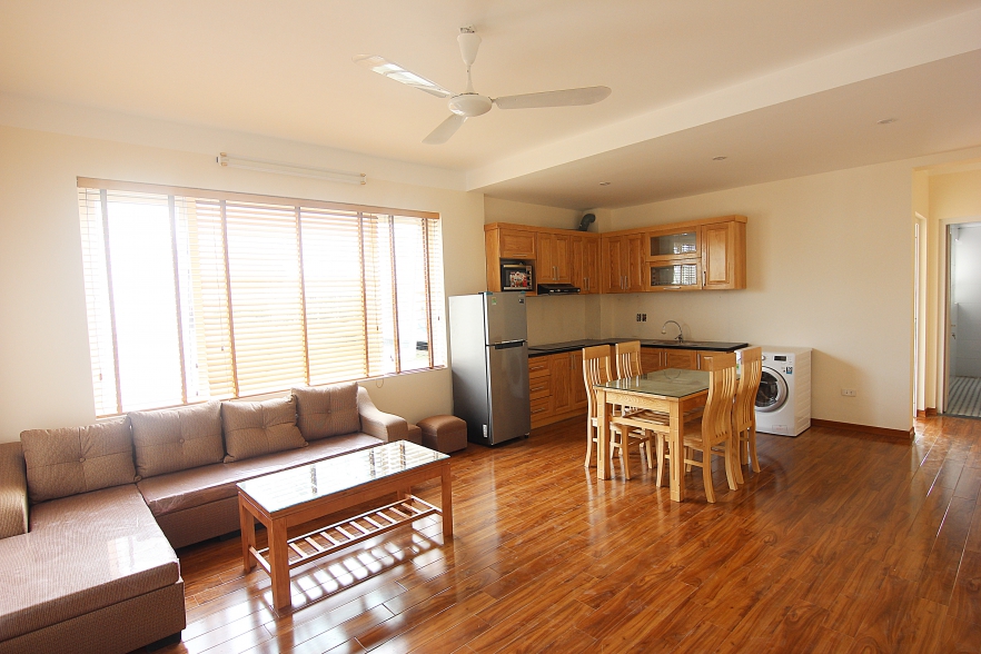 Single apartment with lots of space and light available for rent in Tay Ho
