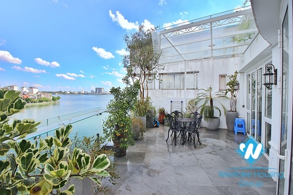 Lake view 1 bedroom apartment for rent in Quang an, Tay ho