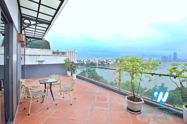 A modern 2 bedroom apartment with big balcony and lake view in Xuan dieu, Tay ho