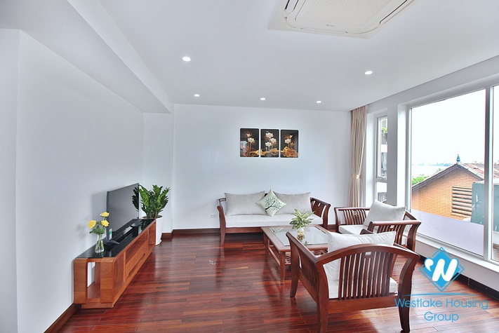 Lake view 2 bedroom apartment for rent in Tay ho, Dang thai mai