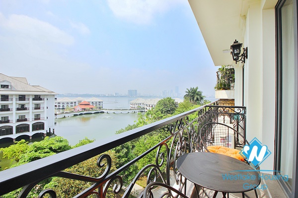 A brand new 1 bedroom apartment with lake view in Tay ho