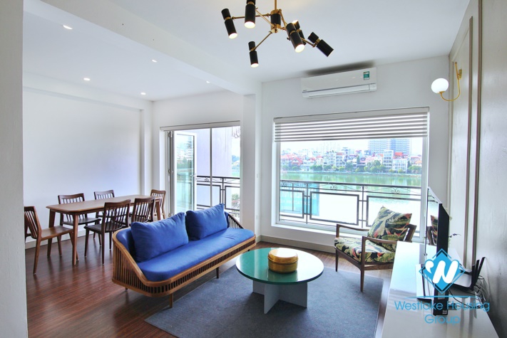 Nice design 02 bedrooms apartment with lake view for rent near Sheraton Hotel