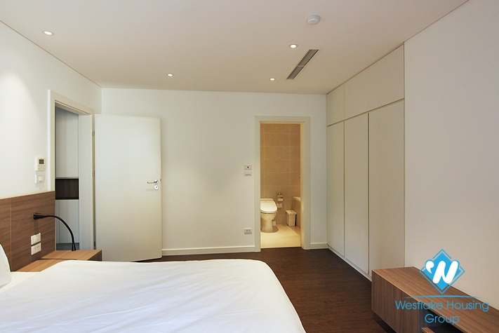 Modern designe 02 bedrooms for rent inTo Ngoc Van st, Tay Ho District