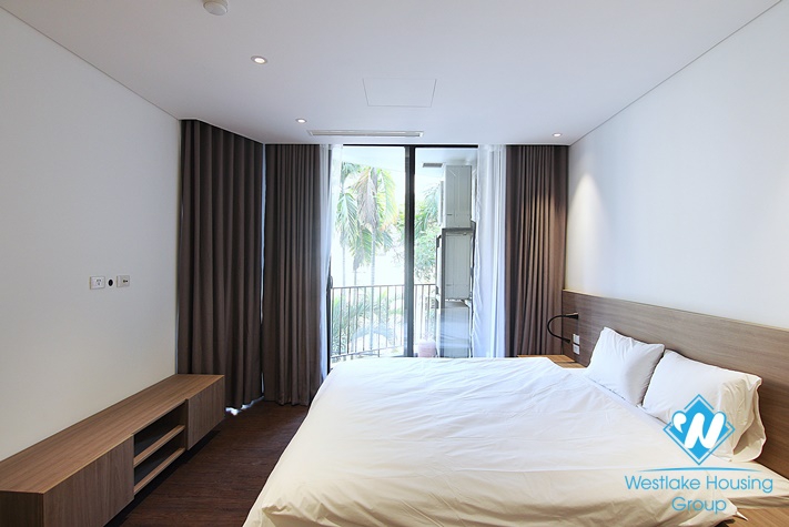 Modern designe 02 bedrooms for rent inTo Ngoc Van st, Tay Ho District