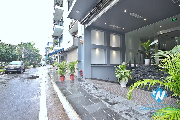 New and huge an office for rent in Tu Hoa street, Tay Ho