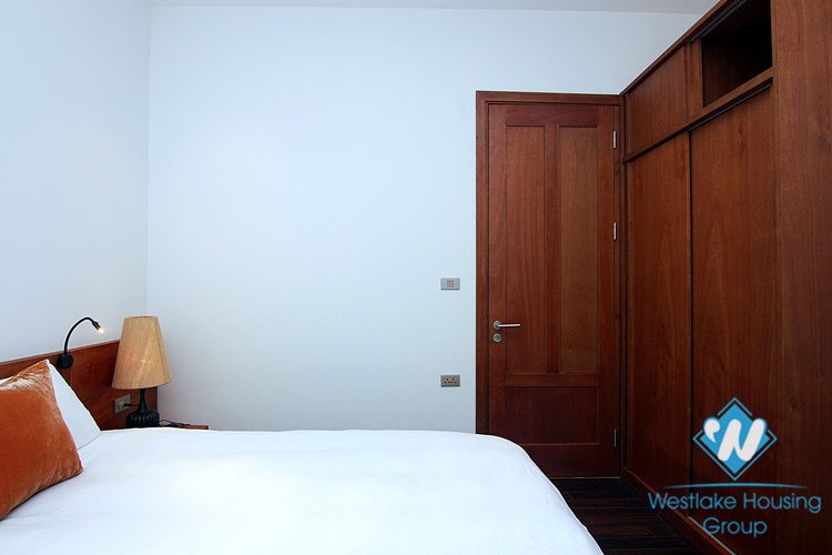 Luxurious 4 beds aparment for rent in Xom Chua, Dang Thai Mai area, Tay Ho