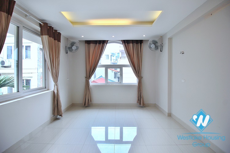 New house for rent in Au Co street, Tay Ho, Hanoi