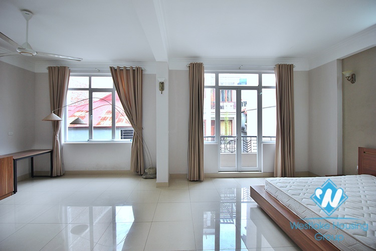 New house for rent in Au Co street, Tay Ho, Hanoi
