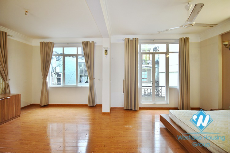 New house for rent in Au Co street, Tay Ho, Hanoi