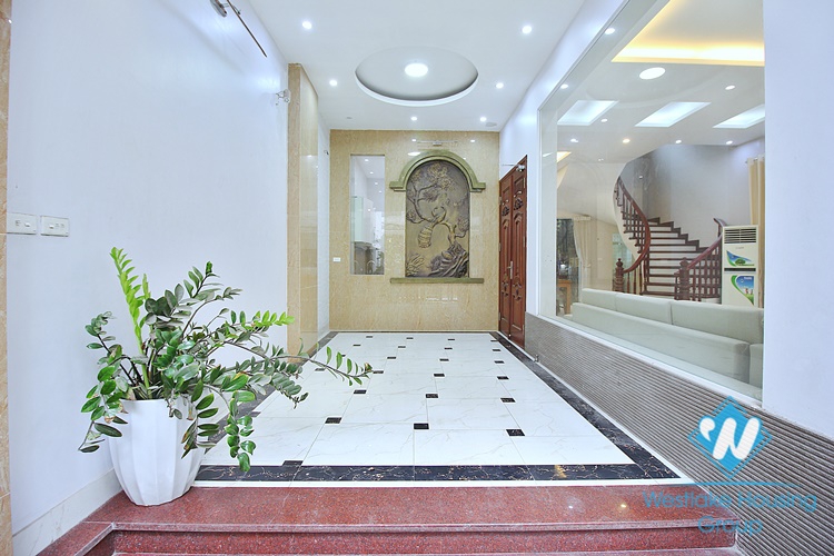 New house for rent in Au Co street, Tay Ho, Hanoi