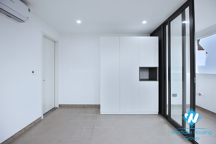 Brand new House with modern furnitures and equipments for rent in Au Co, Tay Ho District