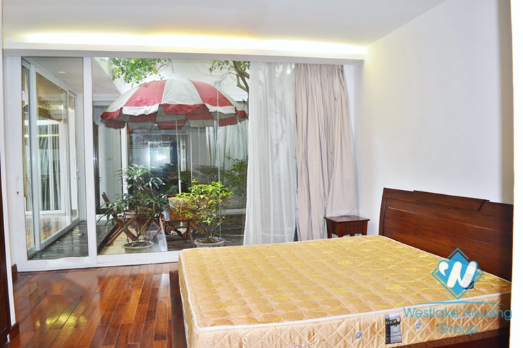 Beautiful and nice house for rent in Tay Ho area , Ha Noi.