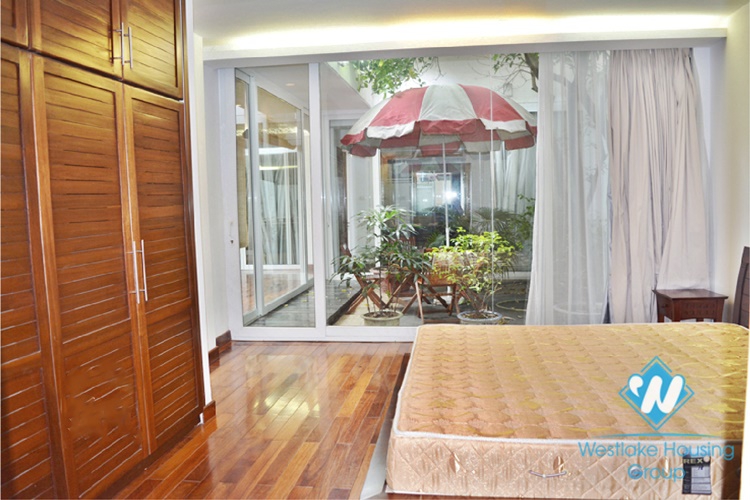 Beautiful and nice house for rent in Tay Ho area , Ha Noi.