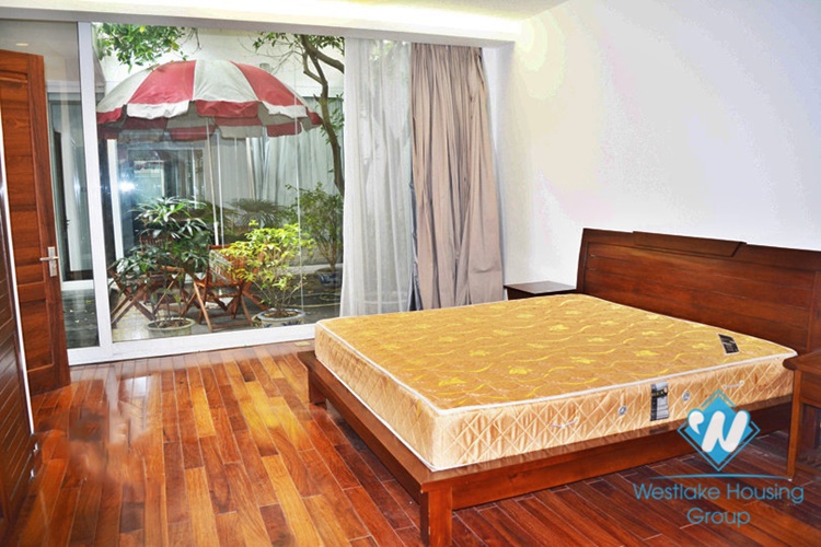 Beautiful and nice house for rent in Tay Ho area , Ha Noi.