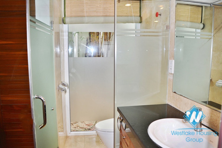 Beautiful and nice house for rent in Tay Ho area , Ha Noi.