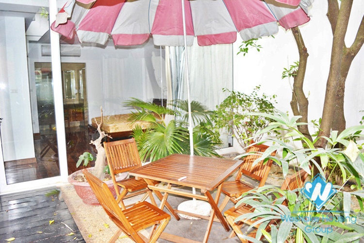 Beautiful and nice house for rent in Tay Ho area , Ha Noi.
