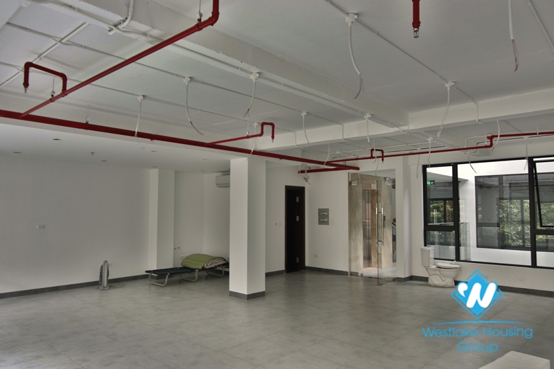 A Brand -new Large  office for lease in Yen Ninh st, Ba Dinh, Ha Noi