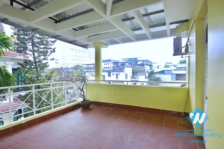 Unfurnished 4 beds house for rent in Tay Ho district, Ha Noi