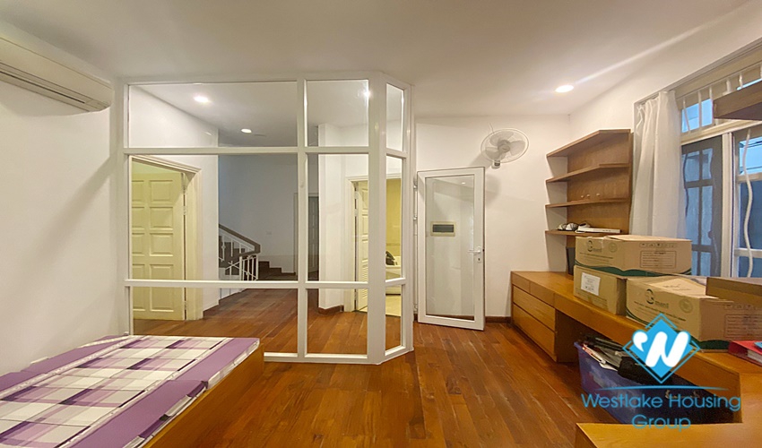 Nice house with 5 bedroom in T Block Ciputra for rent