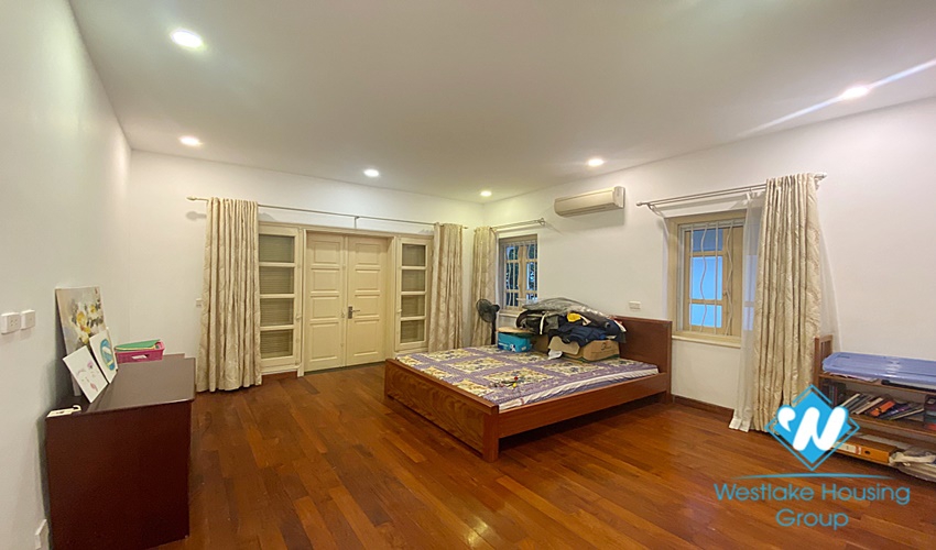 Nice house with 5 bedroom in T Block Ciputra for rent
