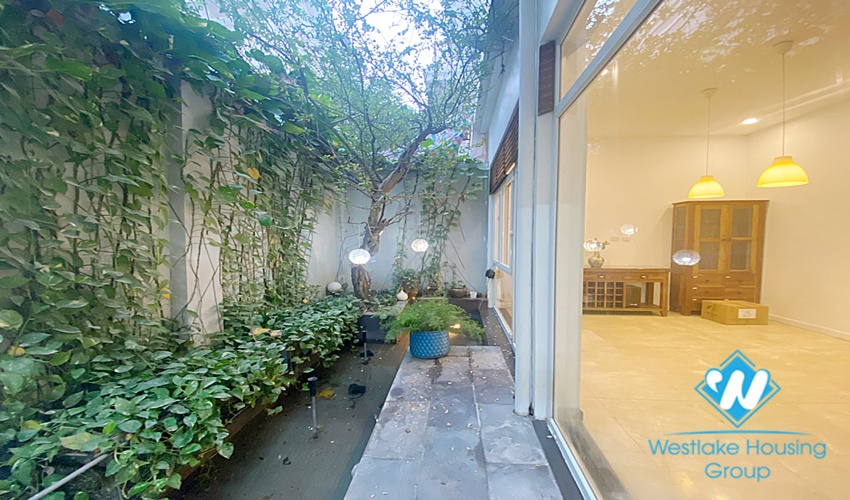 Nice house with 5 bedroom in T Block Ciputra for rent
