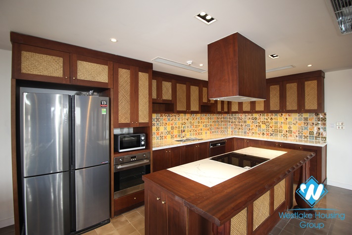 Lake view apartment with 4 bedrooms for rent in Quang Khanh st, Tay Ho District 