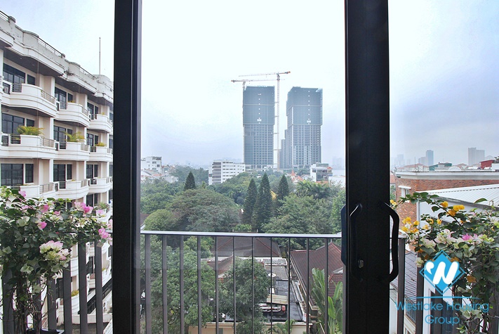 Beautiful 03 bedrooms apartment with nice terrace for rent in Tay Ho District 