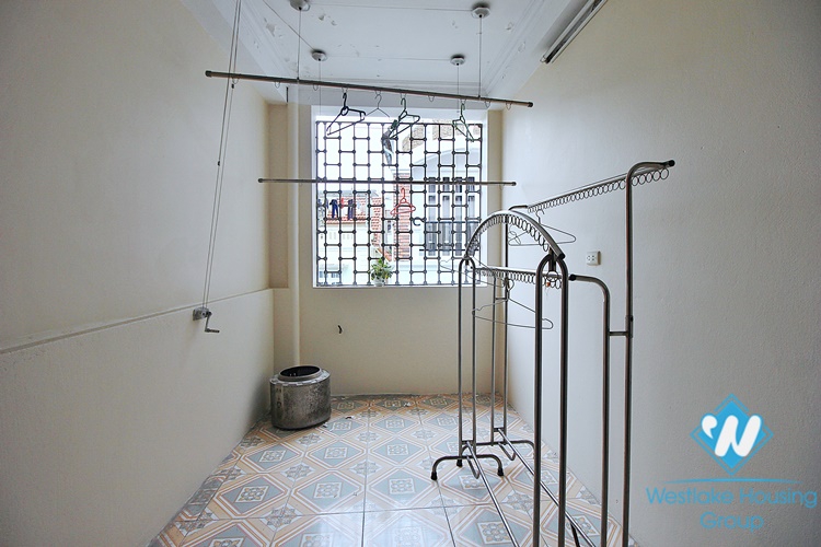 An affordable house for rent in Au Co street, Tay Ho