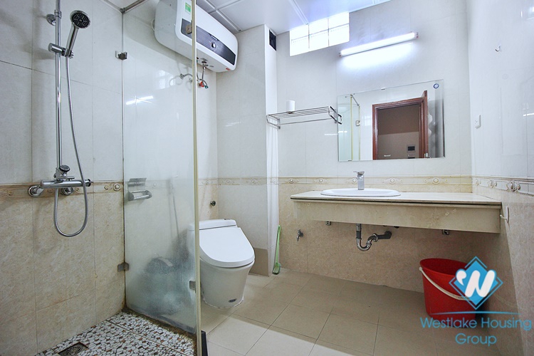 An affordable house for rent in Au Co street, Tay Ho
