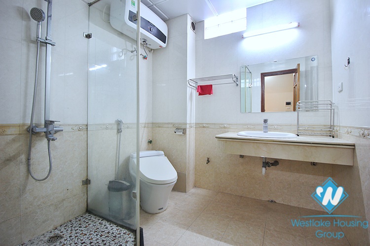 An affordable house for rent in Au Co street, Tay Ho