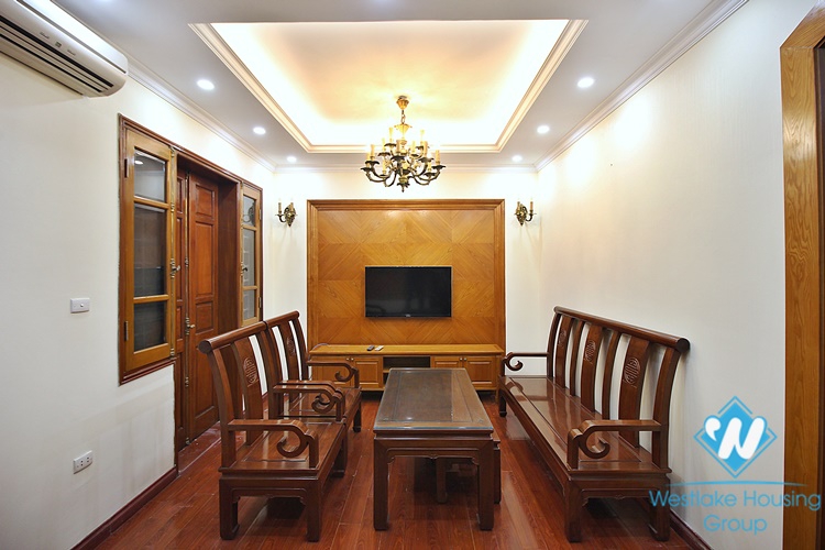 An affordable house for rent in Au Co street, Tay Ho