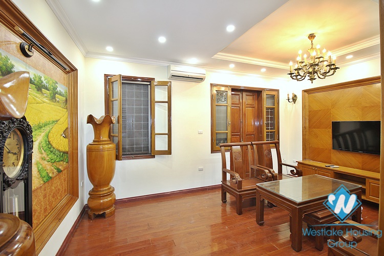 An affordable house for rent in Au Co street, Tay Ho