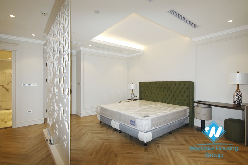 Newly completed 3 bedroom apartment for rent in the center of Hai Ba Trung district.