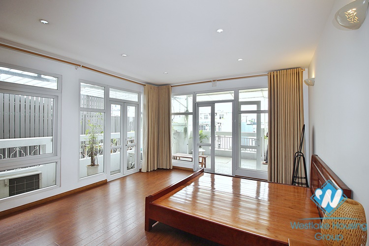 Bright 3 beds apartment for rent in Westlake area, Hanoi