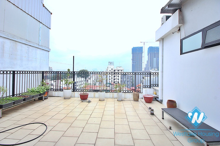 High-end one bed apartment for rent in Tay Ho