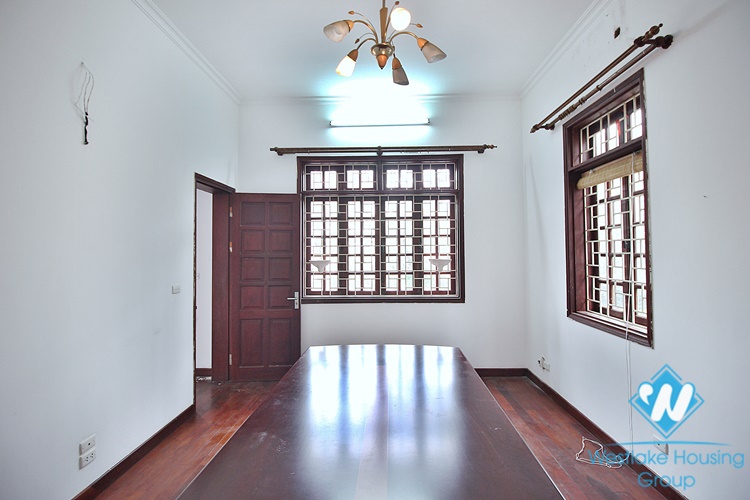 Huge garden house for rent in Lac Long Quan, Tay Ho