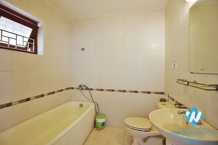Huge garden house for rent in Lac Long Quan, Tay Ho