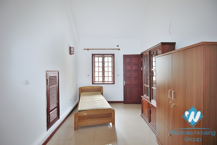 Huge garden house for rent in Lac Long Quan, Tay Ho