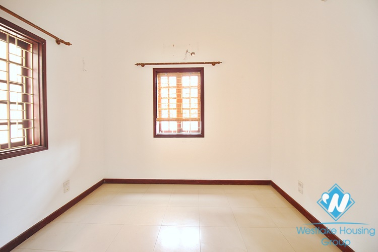Huge garden house for rent in Lac Long Quan, Tay Ho