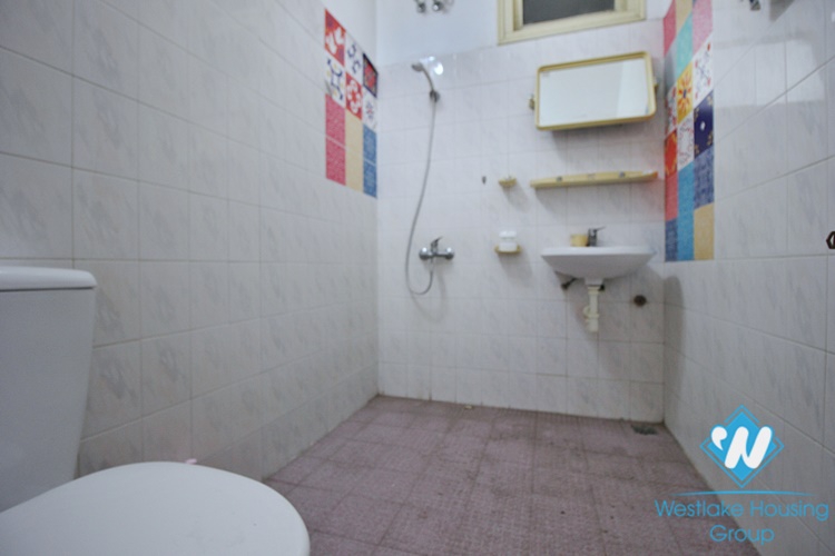 An affordable 4 beds house for rent in Tu Hoa, Tay Ho