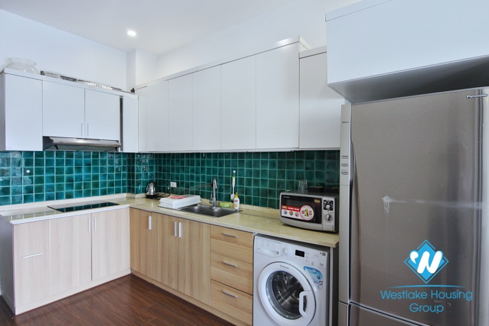 Nice design 02 bedrooms apartment with lake view for rent near Sheraton Hotel