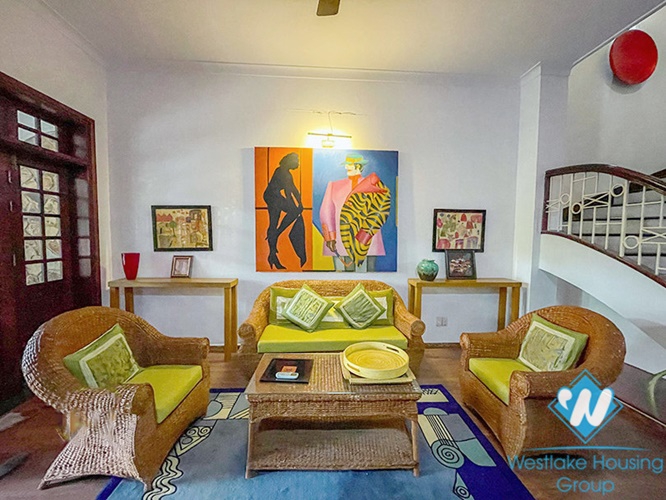 A beautiful house with nice view for rent in Tay Ho, Ha Noi