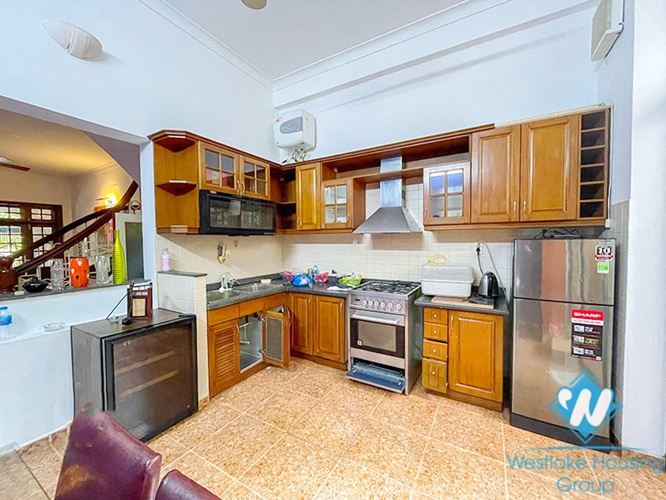 A beautiful house with nice view for rent in Tay Ho, Ha Noi