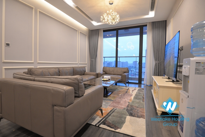 Luxury four bedroom apartment for rent in Vinhome Metropolis, Ba Dinh District, Hanoi.