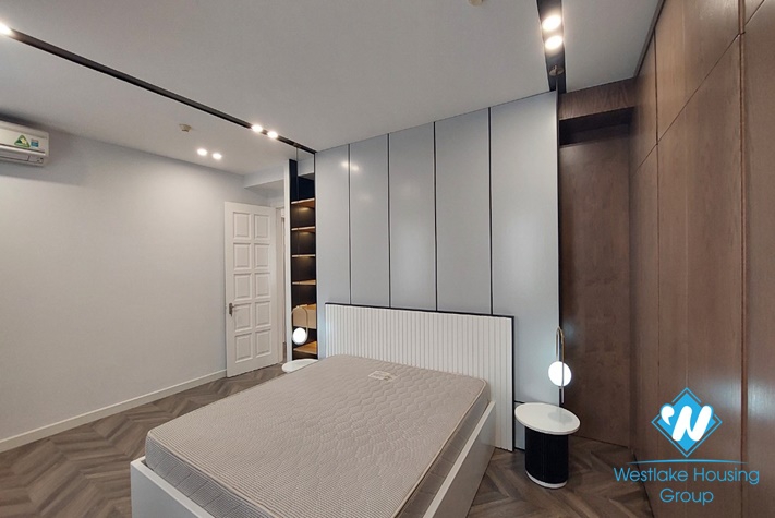 Modern apartment with nice design for rent in E Tower, Ciputra, Ha Noi
